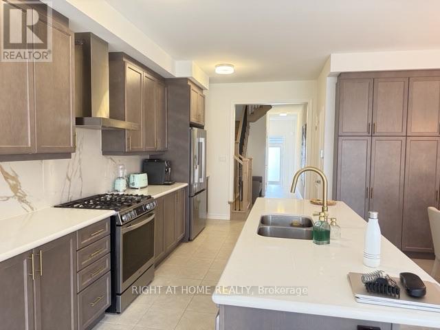 1187 Dartmouth Crescent, Oakville, Ontario  L6H 8C3 - Photo 11 - W13590950