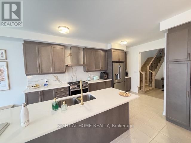 1187 Dartmouth Crescent, Oakville, Ontario  L6H 8C3 - Photo 12 - W13590950