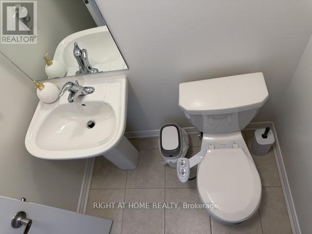 1187 Dartmouth Crescent, Oakville, Ontario  L6H 8C3 - Photo 5 - W13590950