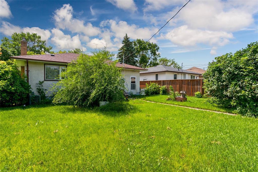 1023 Cathedral Avenue, Winnipeg, Manitoba  R2X 1J6 - Photo 27 - 202617300