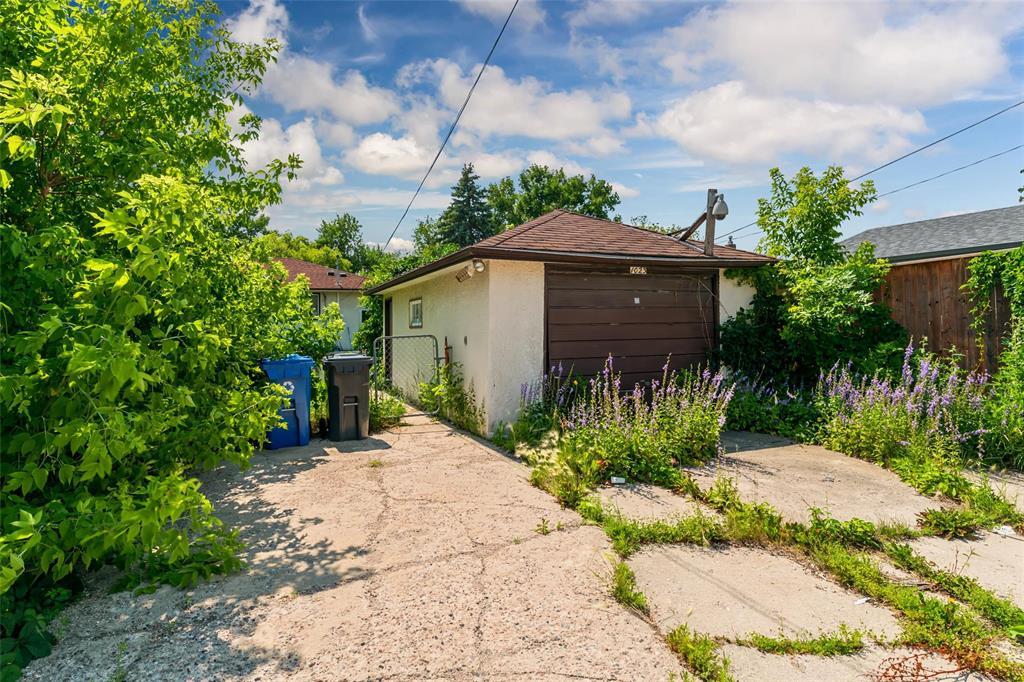 1023 Cathedral Avenue, Winnipeg, Manitoba  R2X 1J6 - Photo 29 - 202617300