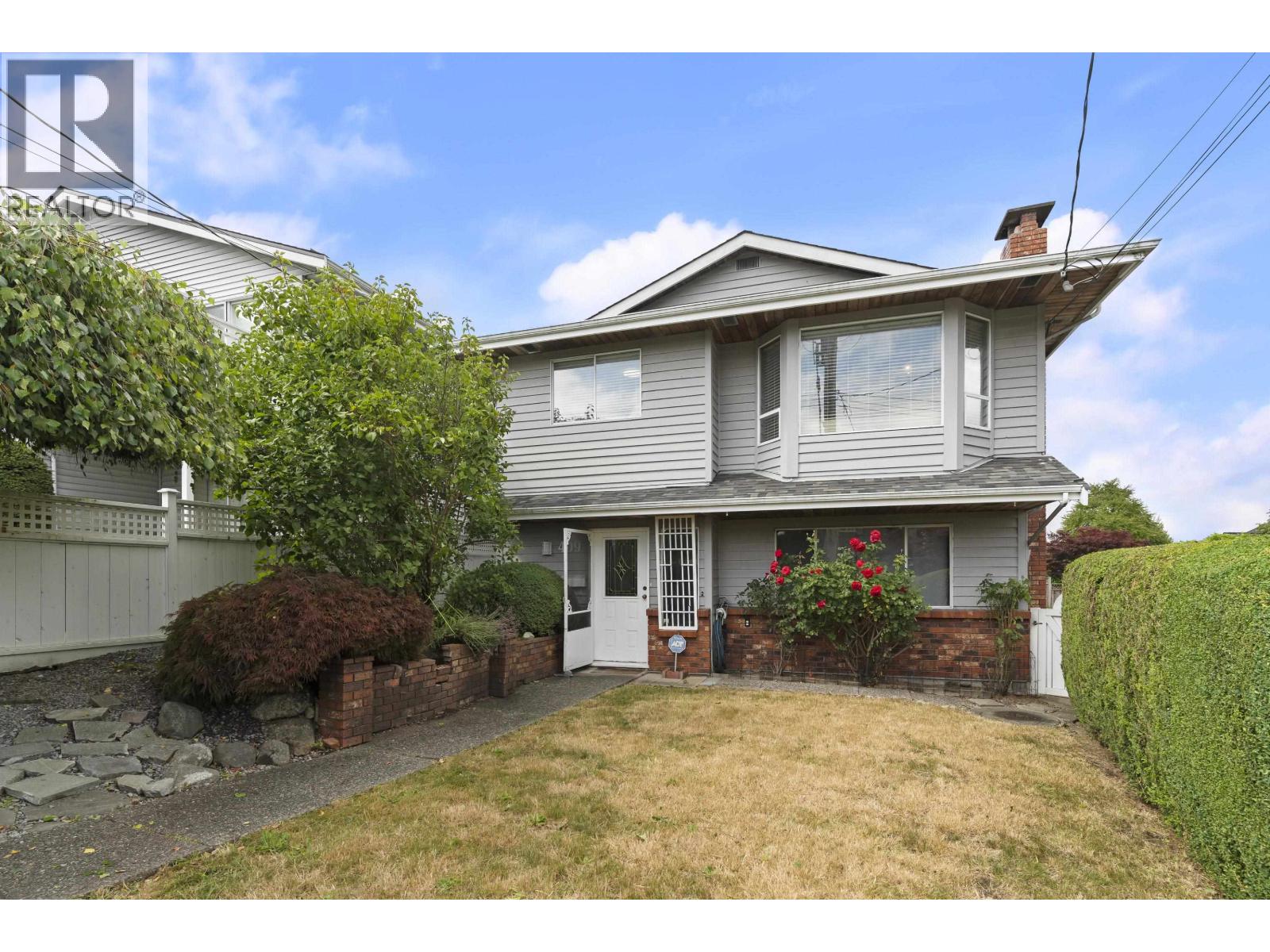 409 Sherbrooke Street, New Westminster, British Columbia V3L 3N1 - Photo 2 - R3148723