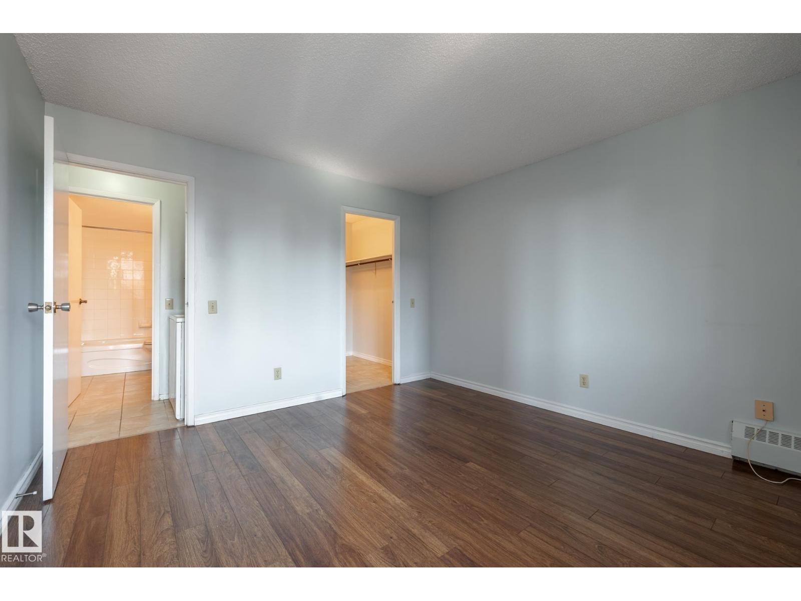 Unknown Address, ,    - Photo 23 - E4499846