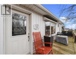 18 WESTMORELAND LANE, Haldimand, Ontario