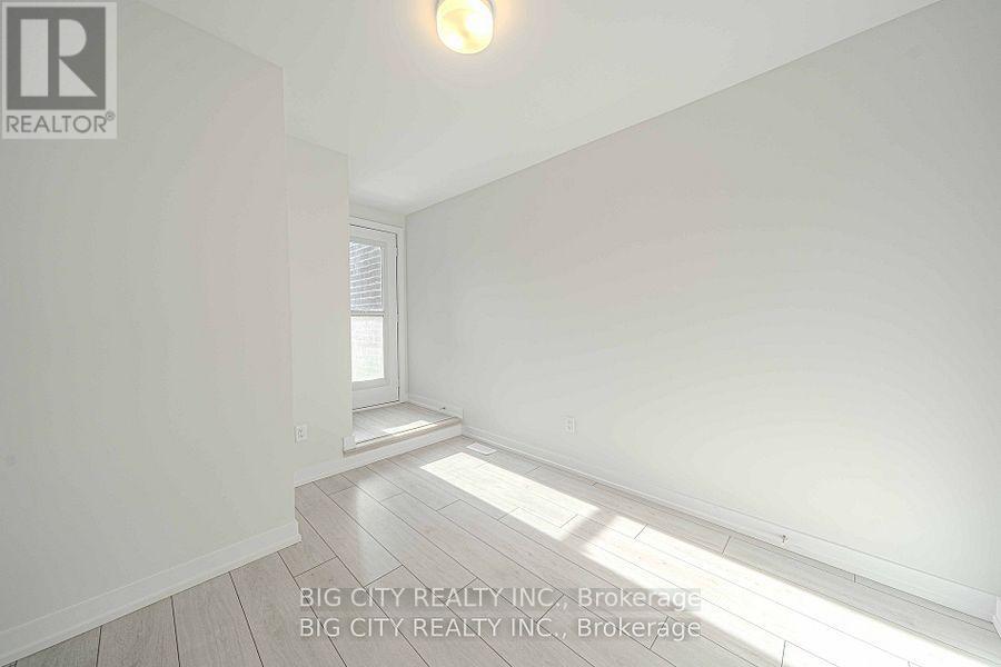 46 AKIL THOMAS GARDENS S - Photo 19