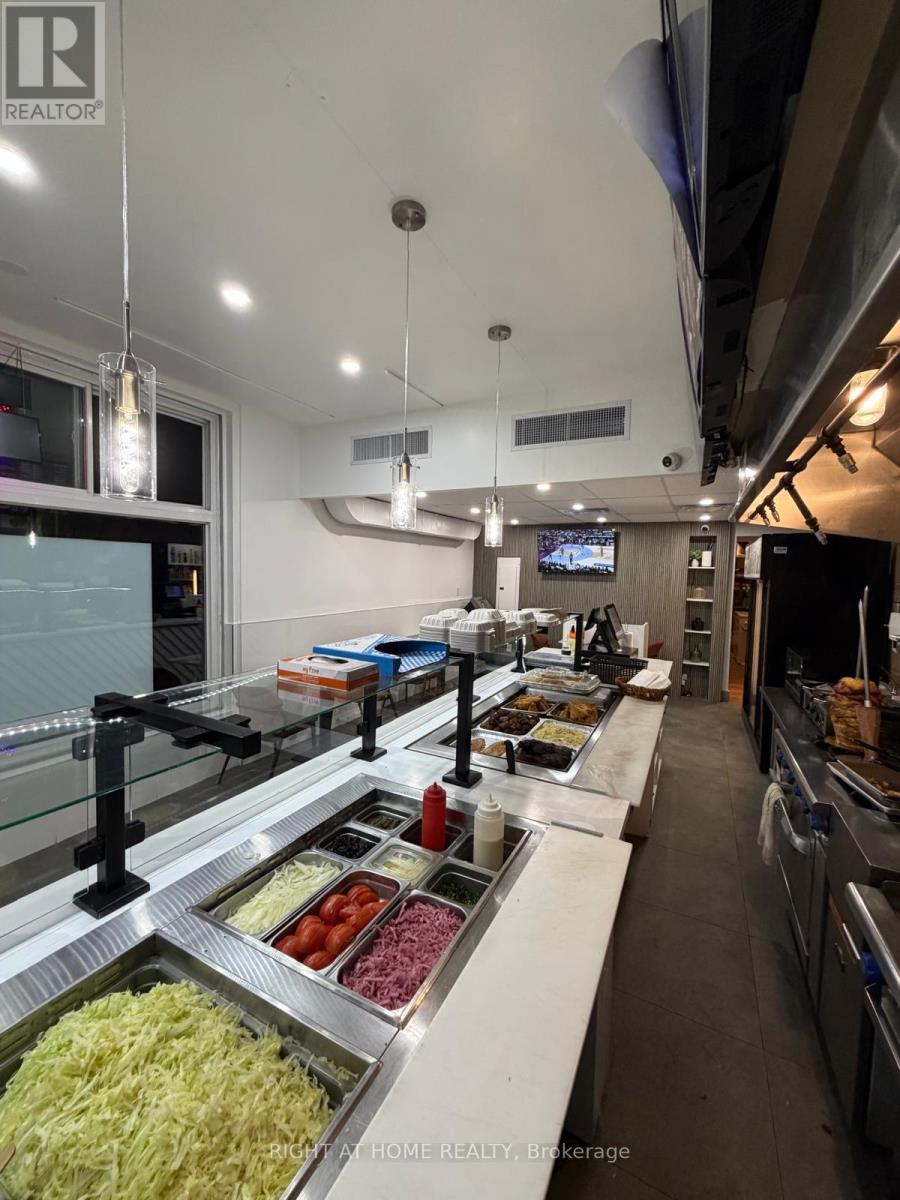 1233 Queen Street W, Toronto, Ontario M6K 1L5 - Photo 3 - W13582764