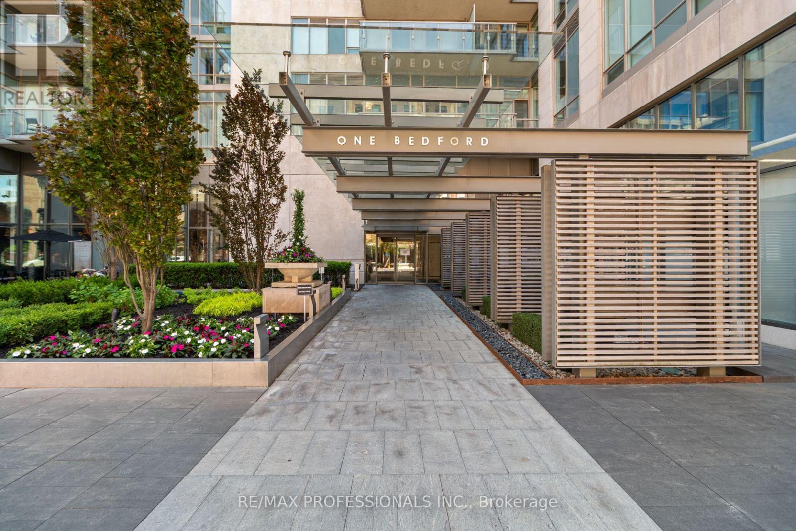 515 - 1 Bedford Road, Toronto, Ontario  M5R 2B5 - Photo 2 - C13590960