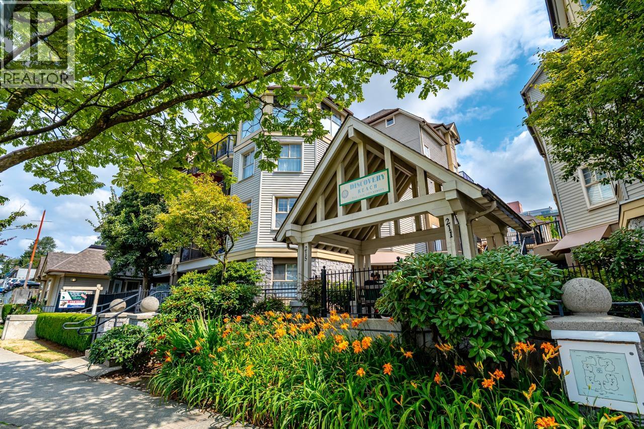 506 215 TWELFTH STREET, New Westminster, British Columbia