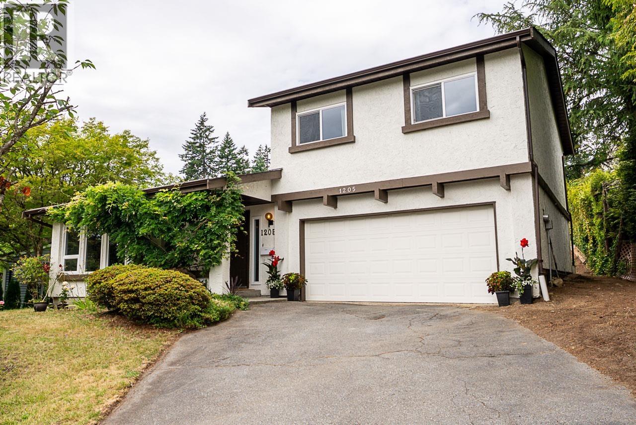 1205 CYPRESS PLACE, Port Moody, British Columbia