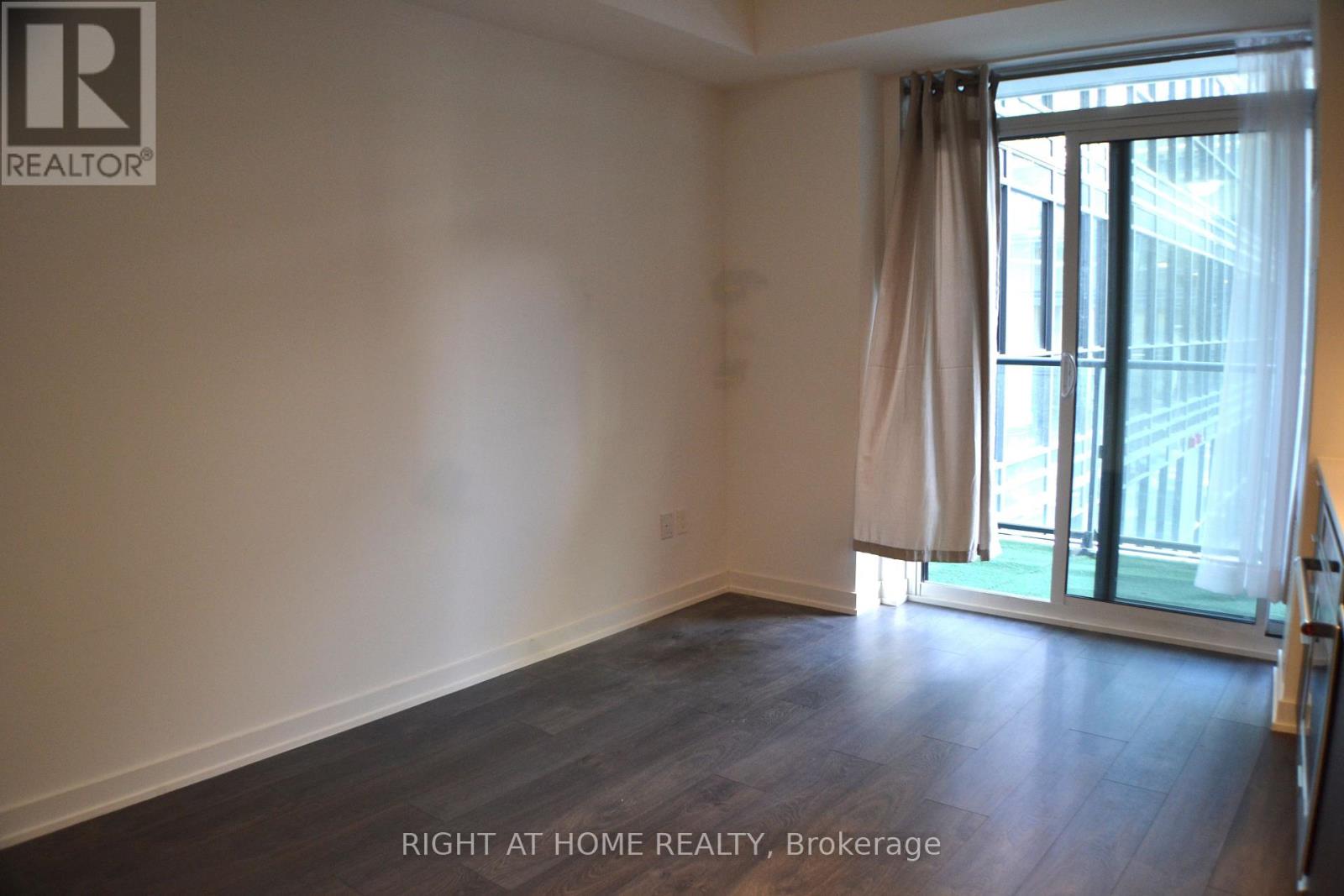 511 - 38 Iannuzzi Street, Toronto (Waterfront Communities), Ontario  M5V 0S2 - Photo 10 - C13591088