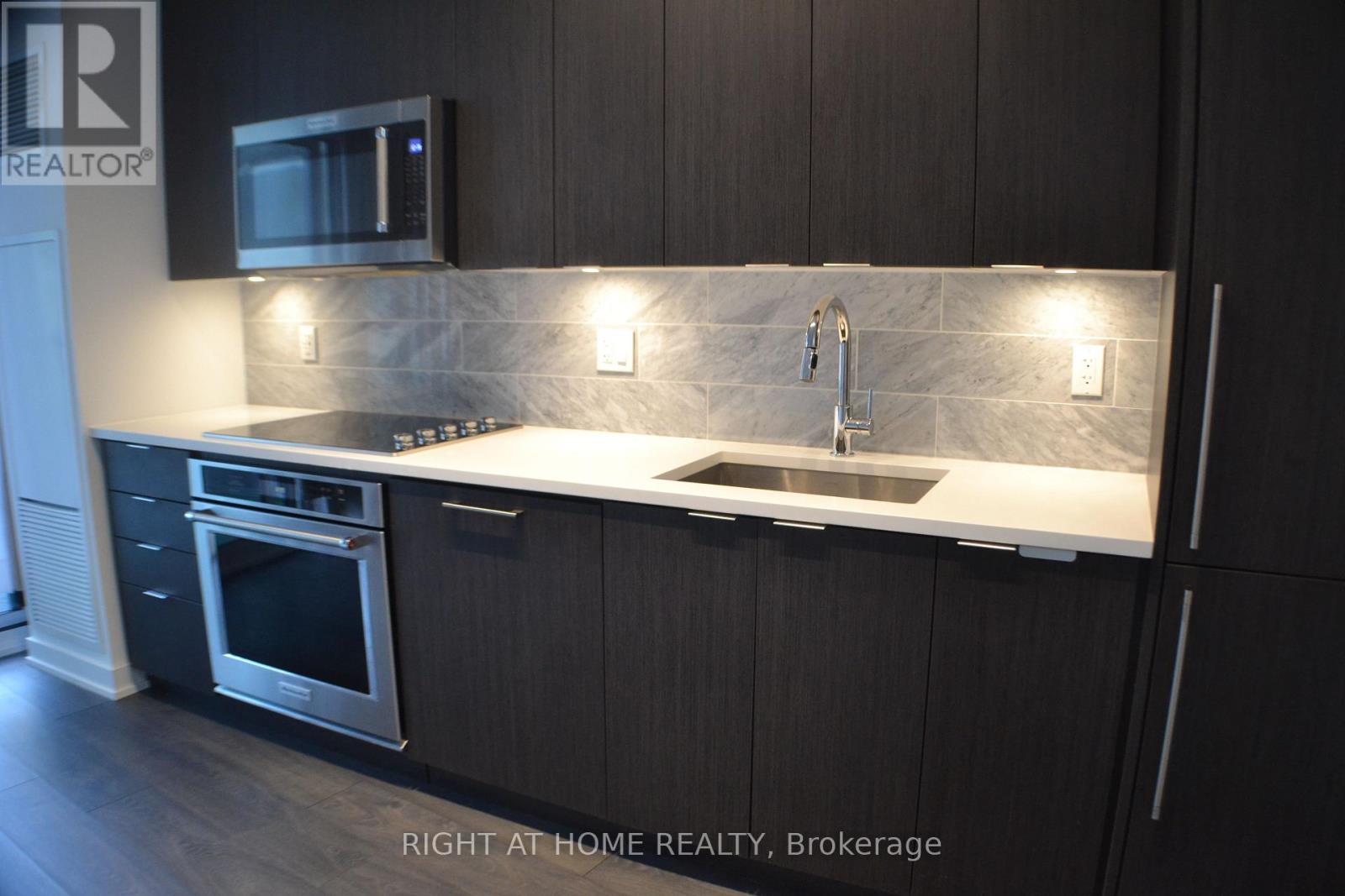511 - 38 Iannuzzi Street, Toronto (Waterfront Communities), Ontario  M5V 0S2 - Photo 18 - C13591088