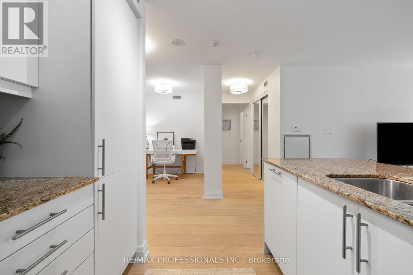 515 - 1 Bedford Road, Toronto, Ontario  M5R 2B5 - Photo 12 - C13590960