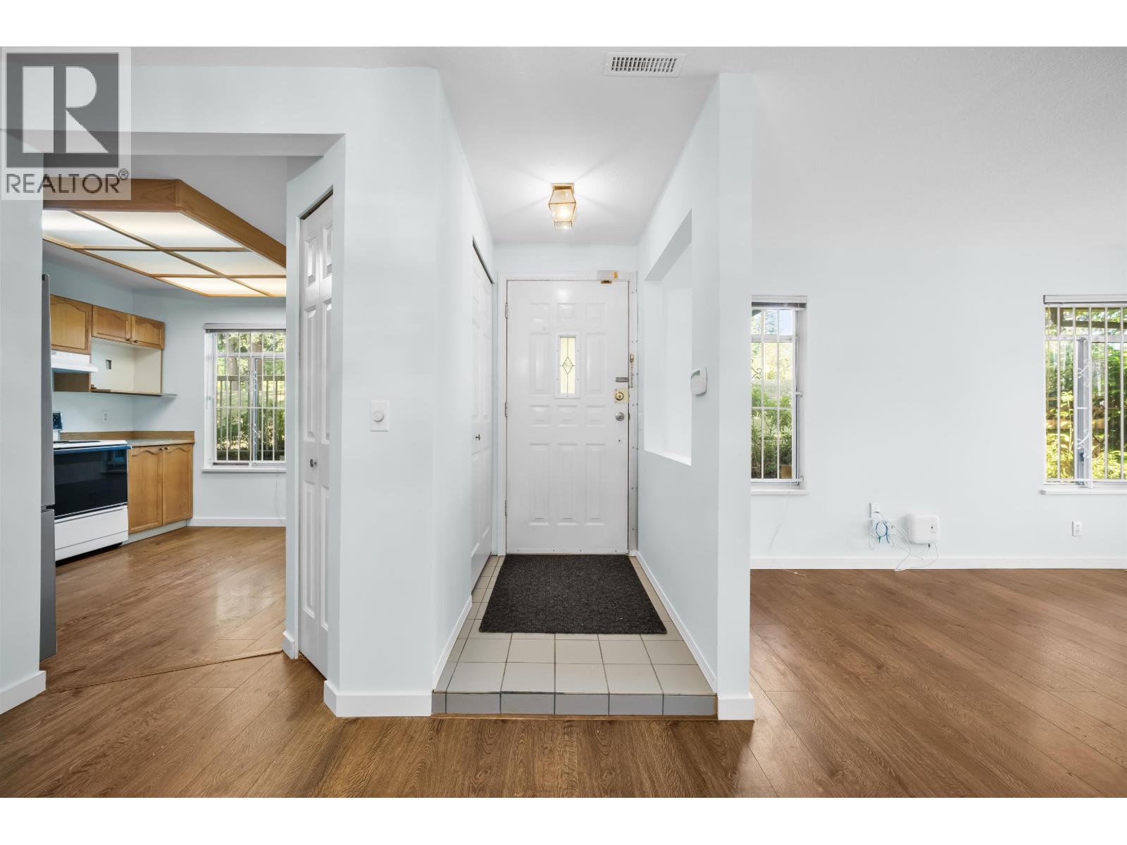 56 7188 Edmonds Street, Burnaby, British Columbia V3N 4X6 - Photo 5 - R3148324