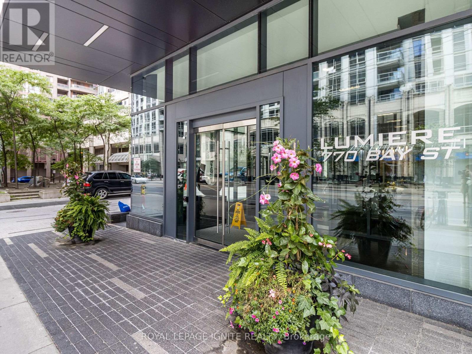 2509 - 770 Bay Street, Toronto, Ontario  M5G 0A6 - Photo 2 - C13591130