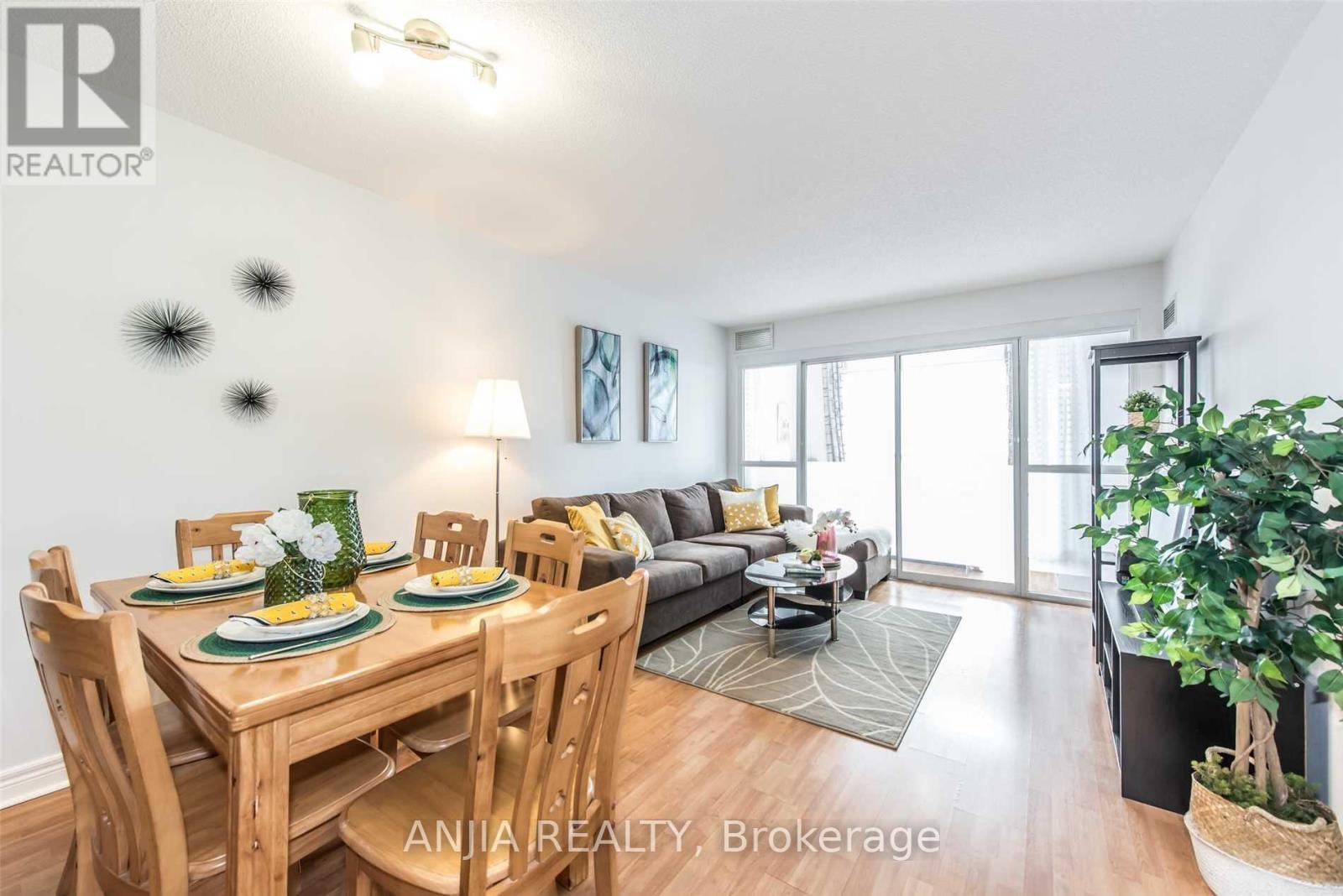 1203 - 70 Town Centre Court, Toronto, Ontario  M1P 0B2 - Photo 3 - E13591122