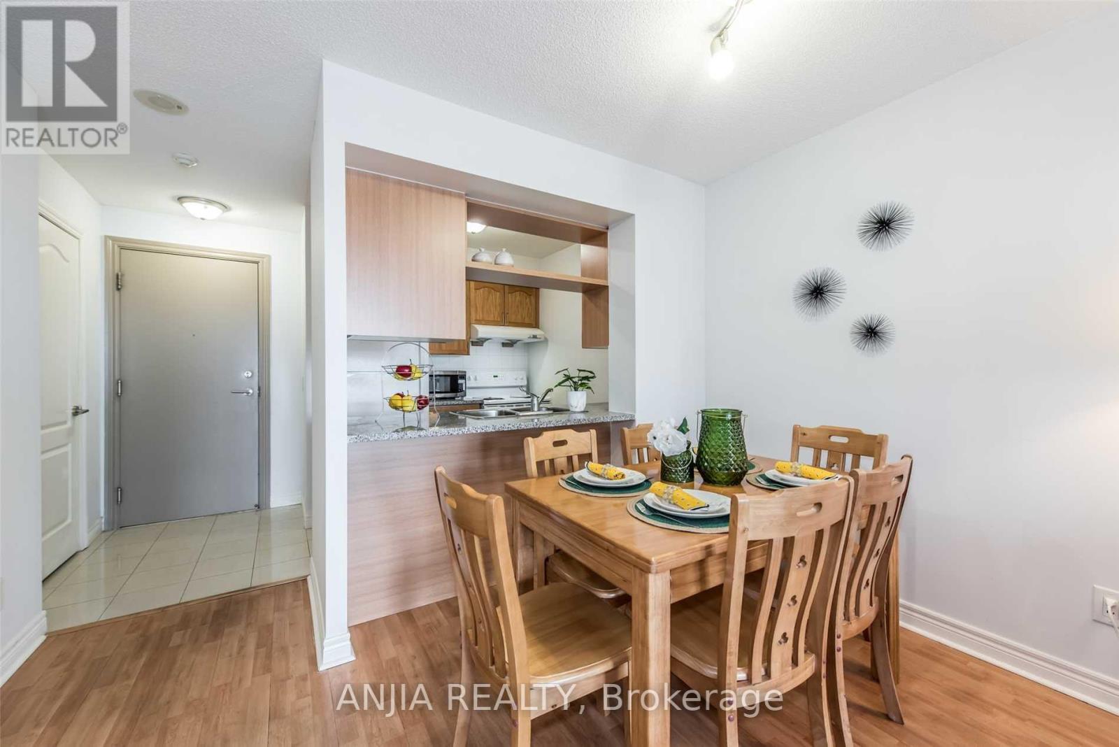 1203 - 70 Town Centre Court, Toronto, Ontario  M1P 0B2 - Photo 4 - E13591122