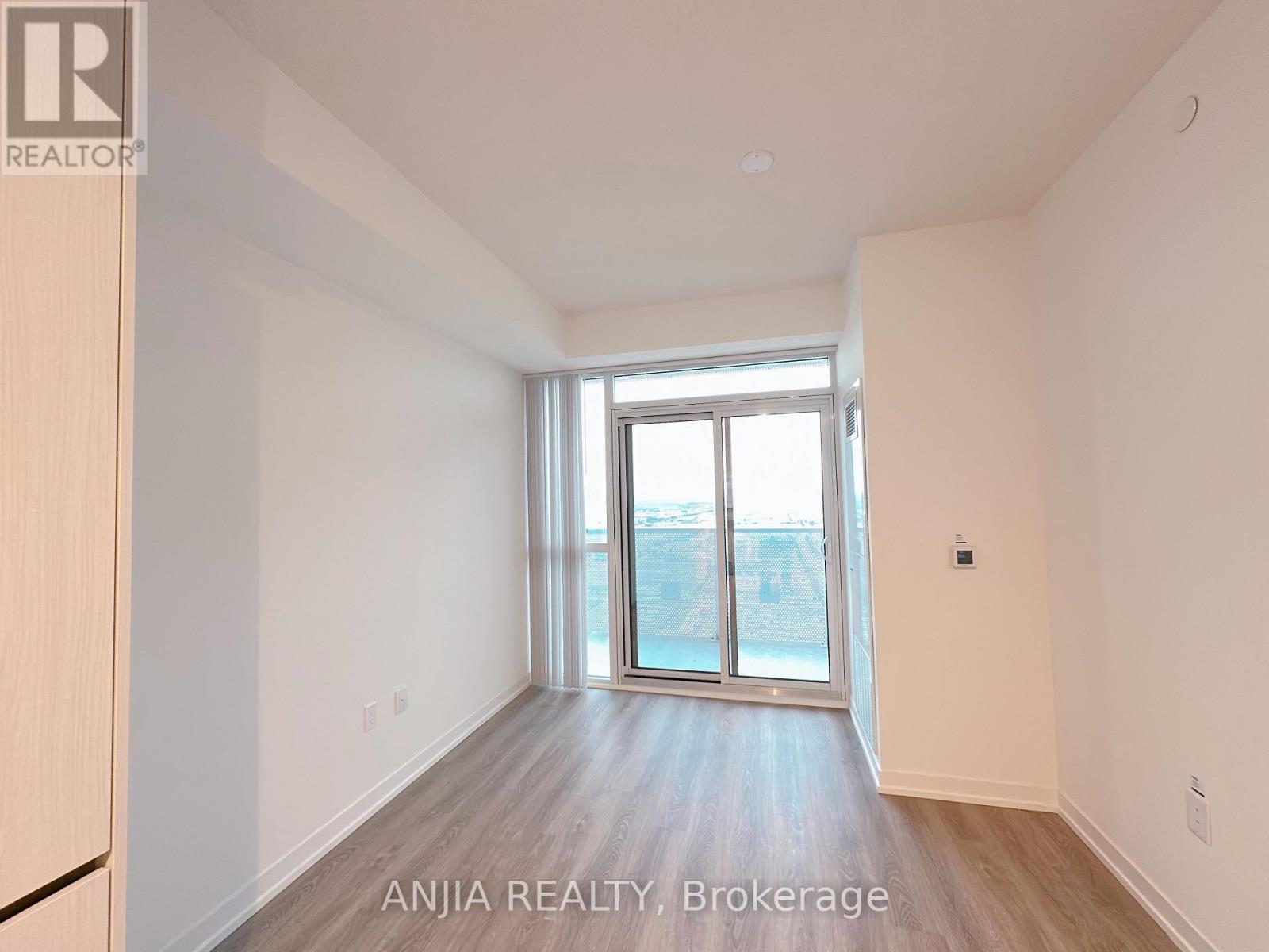4205 - 8 Interchange Way, Vaughan (Vaughan Corporate Centre), Ontario  L4K 0R2 - Photo 4 - N13591158