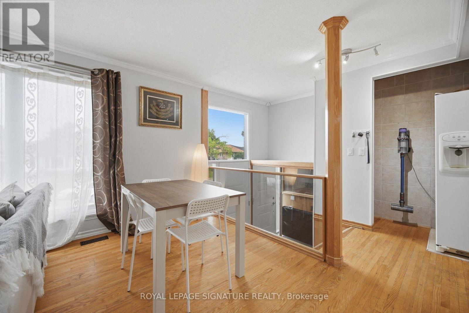 51 Wilton Drive, Brampton, Ontario  L6W 2Z9 - Photo 7 - W13591144