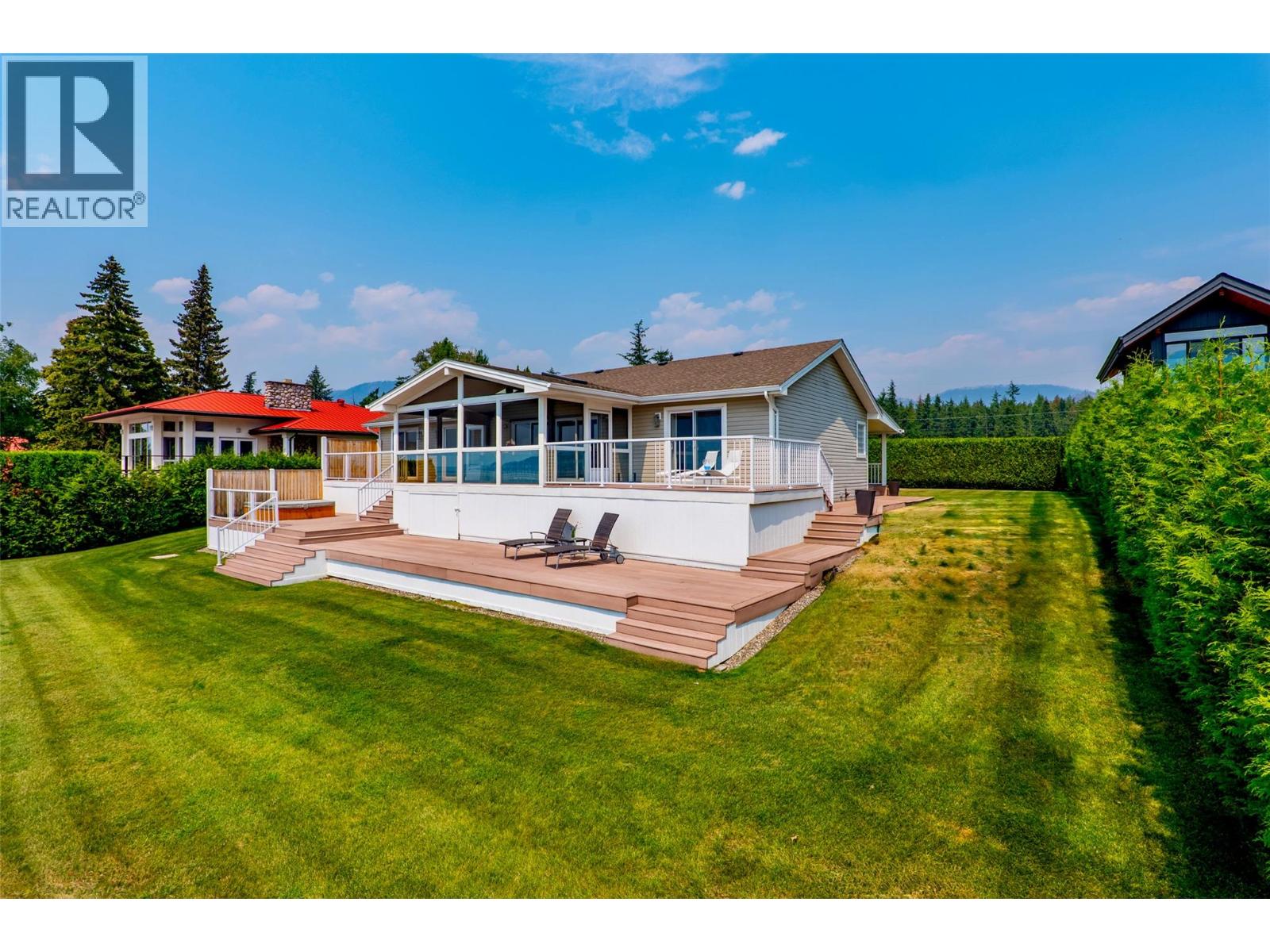 3742 Zinck Road, Scotch Creek, British Columbia  V0E 1M5 - Photo 7 - 10393828