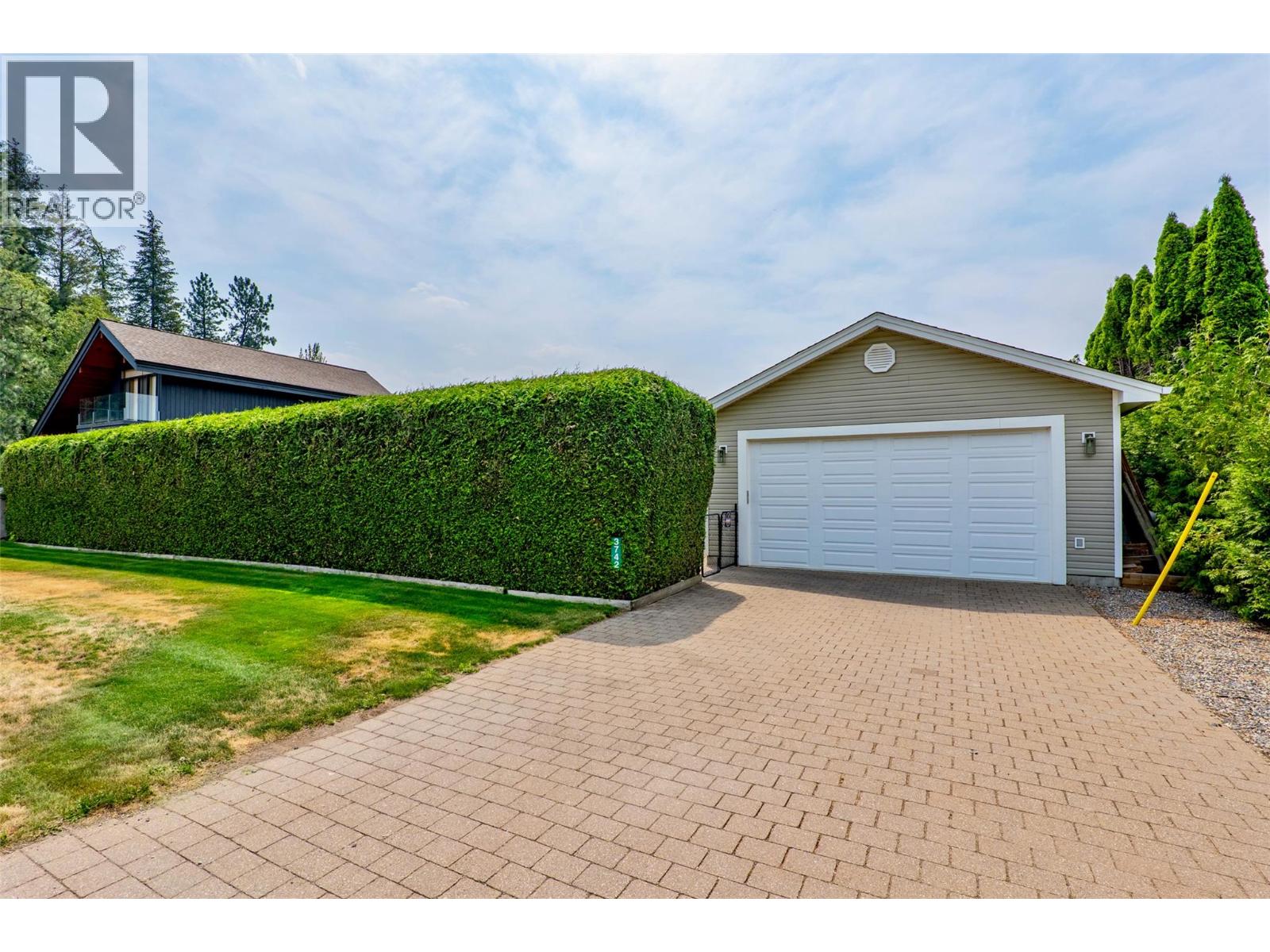 3742 Zinck Road, Scotch Creek, British Columbia  V0E 1M5 - Photo 56 - 10393828