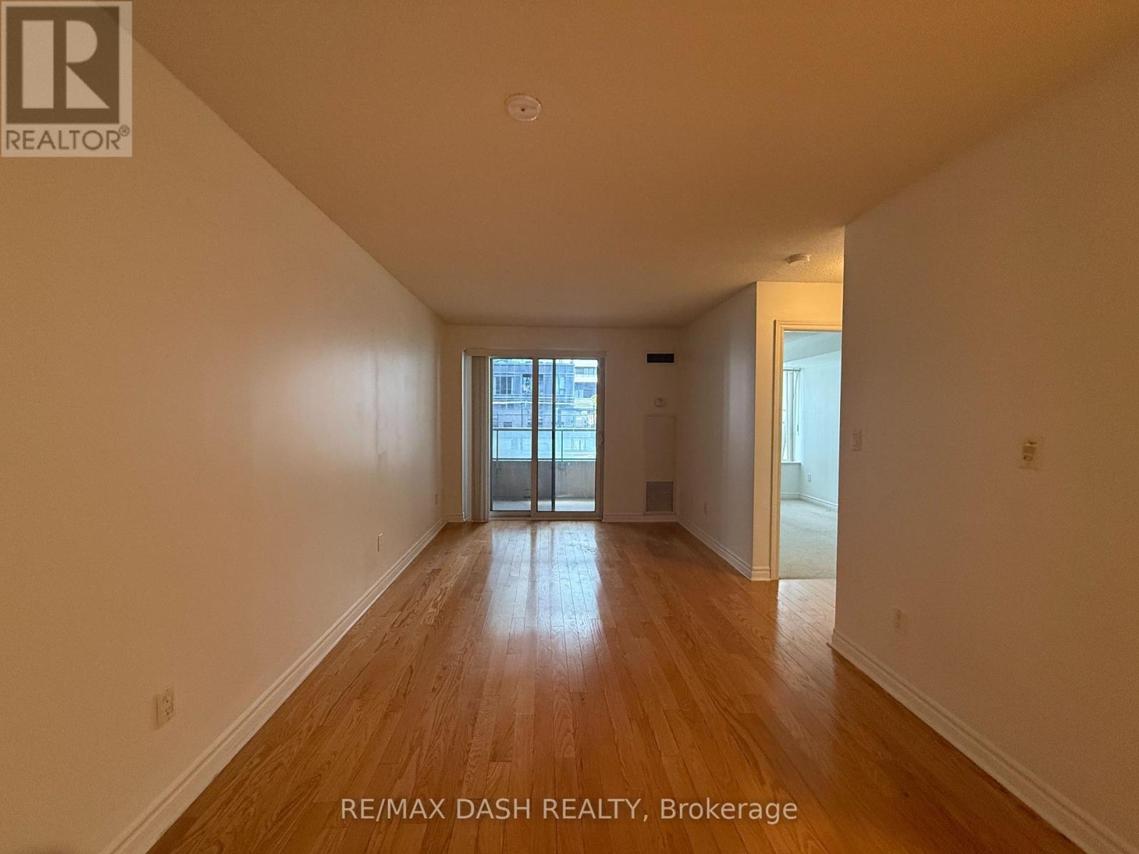 802 - 270 Wellington Street W, Toronto, Ontario M5V 3P5 - Photo 18 - C13541726