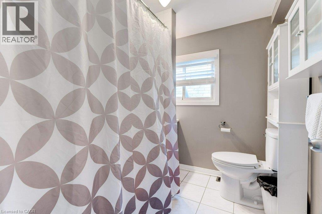 84 East 24th Street, Hamilton, Ontario  L8V 2Y1 - Photo 27 - 40847632