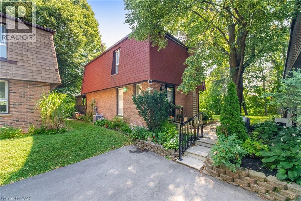 1845 Hyde Mill Crescent, Mississauga, Ontario  L5N 0A7 - Photo 3 - 40849432