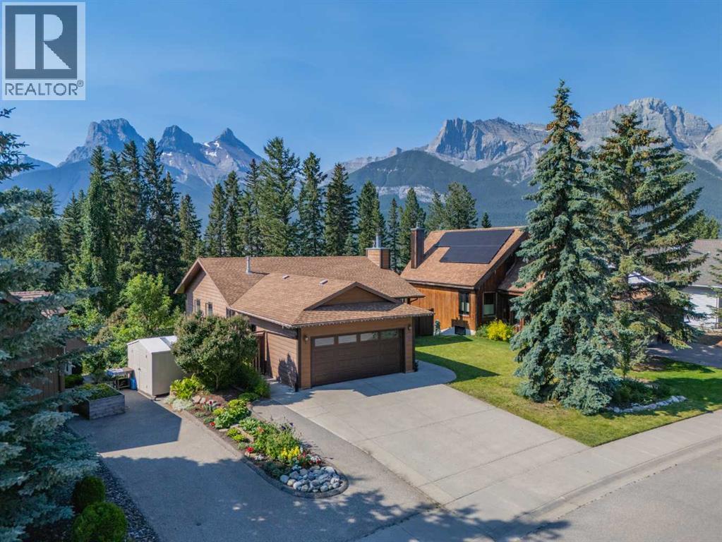 213 Lady Macdonald Drive, Canmore, Alberta  T1W 1H2 - Photo 1 - A2329933