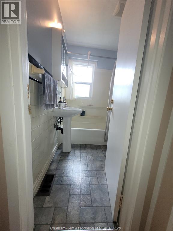 264 Walnut Street, Dresden, Ontario  N0P 1M0 - Photo 15 - 26017644