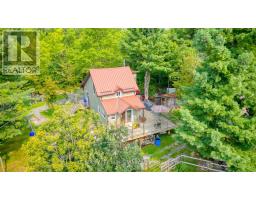 19 WEST DEVIL LK LANE, Frontenac, Ontario