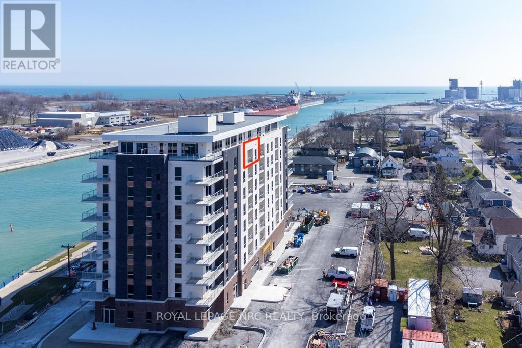803 - 118 WEST STREET, Port Colborne (Sugarloaf)