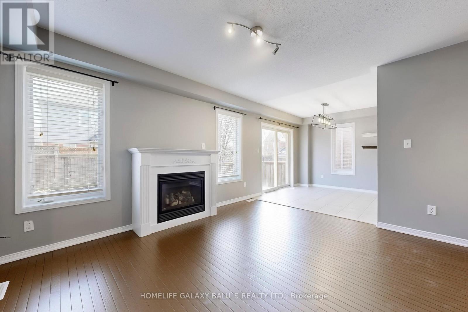 68 Mcnicol Crescent, Ajax (Northeast Ajax), Ontario  L1Z 1Y8 - Photo 4 - E13591198