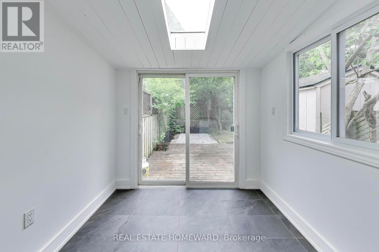 163 Glenmount Park Road, Toronto (East End-Danforth), Ontario  M4E 2E3 - Photo 13 - E13591212
