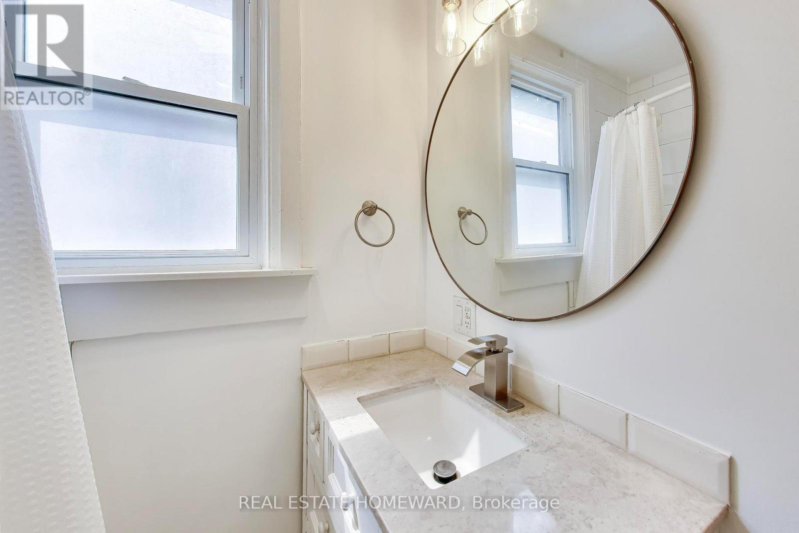 163 Glenmount Park Road, Toronto (East End-Danforth), Ontario  M4E 2E3 - Photo 22 - E13591212