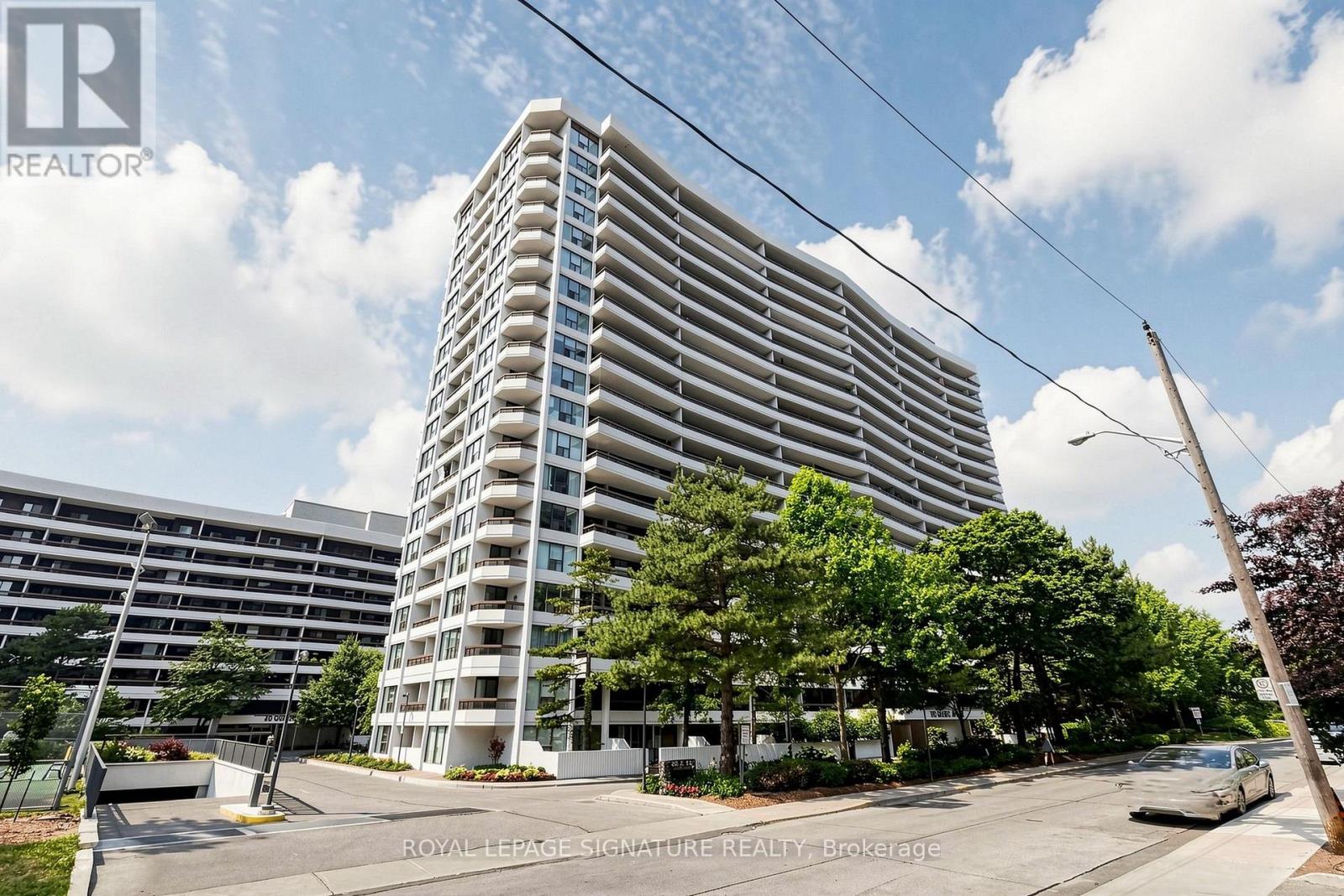 1505 - 100 Quebec Avenue, Toronto, Ontario  M6P 4B8 - Photo 3 - W13591238