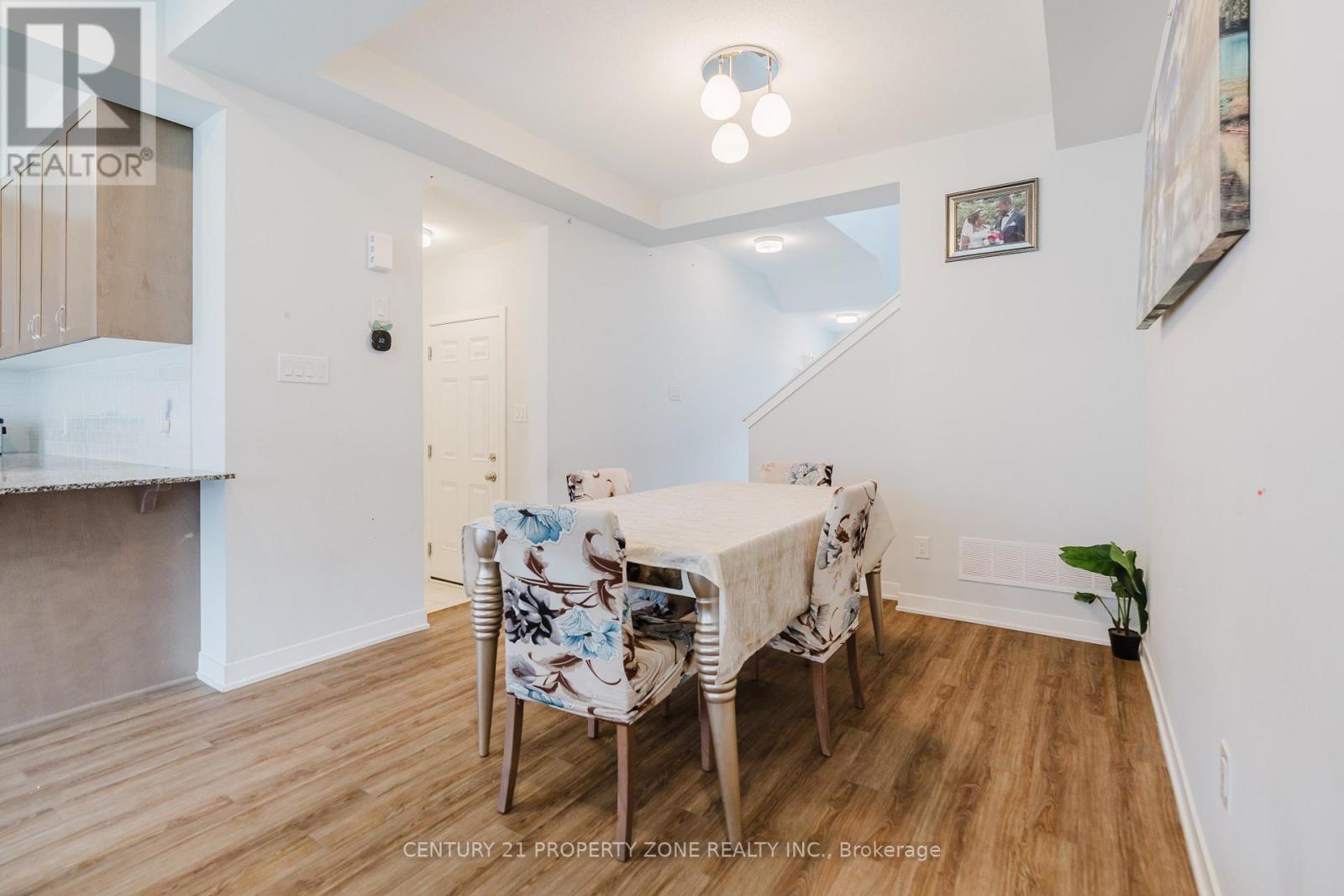 1060 Curraglass Walk, Ottawa, Ontario  K2S 2A4 - Photo 5 - X13591242