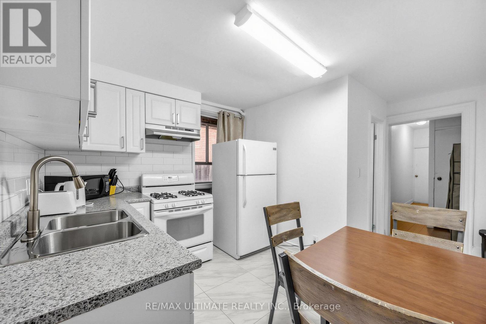 MAIN FLOOR - 57 SHANLY STREET, Toronto, Ontario