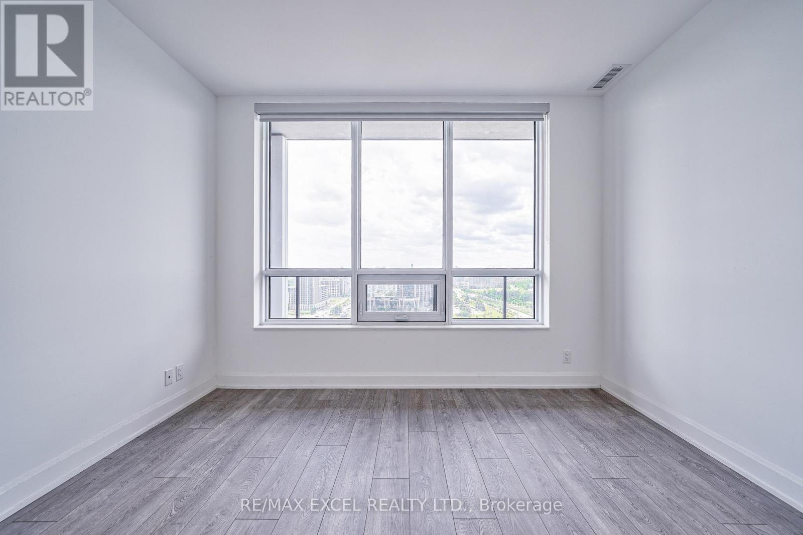 2307 - 8 Water Walk Drive, Markham, Ontario  L3R 6L4 - Photo 21 - N13591272