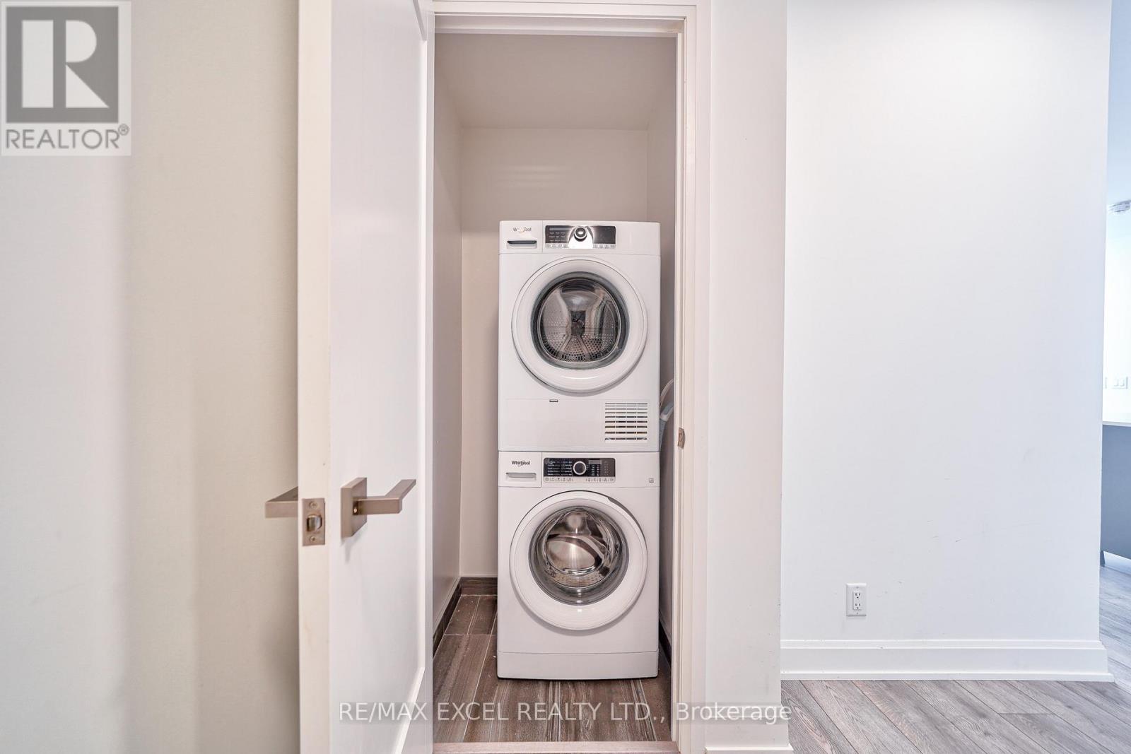 2307 - 8 Water Walk Drive, Markham, Ontario  L3R 6L4 - Photo 6 - N13591272