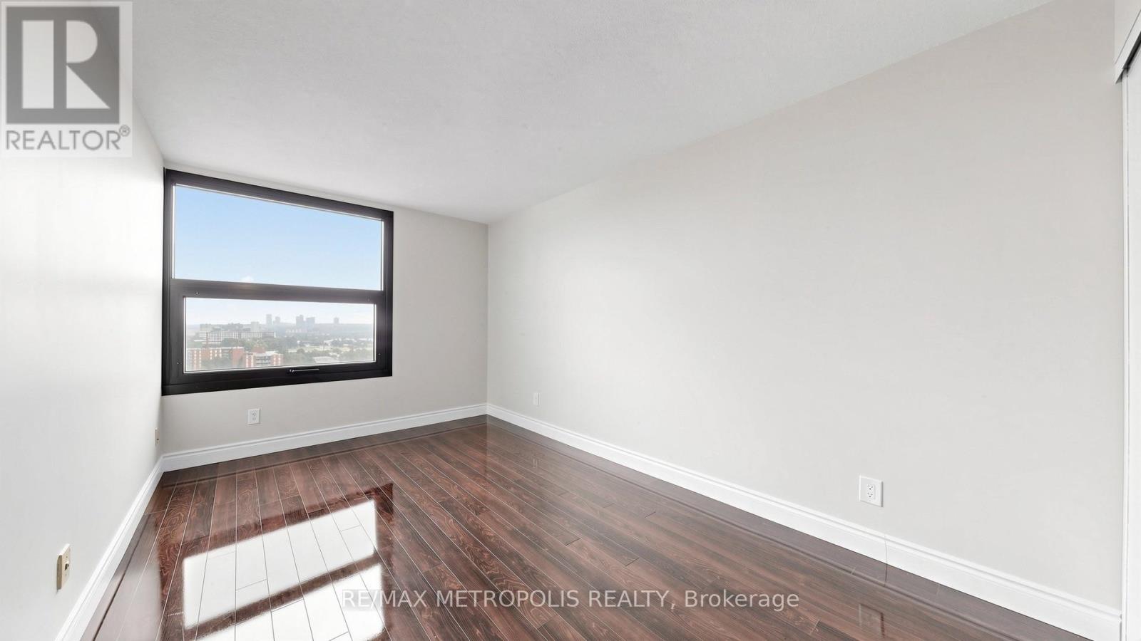 1803 - 1300 Bloor Street, Mississauga, Ontario L4Y 3Z2 - Photo 10 - W13578496