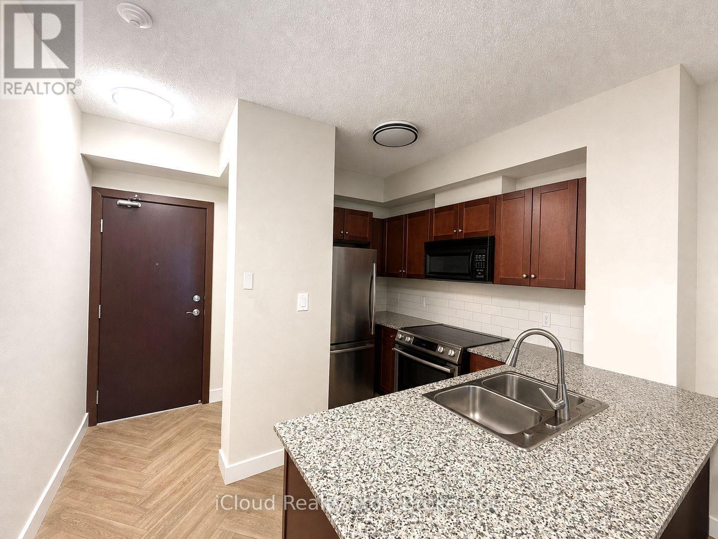 408 - 1359 Rathburn Road E, Mississauga, Ontario L4W 5P7 - Photo 5 - W13591256