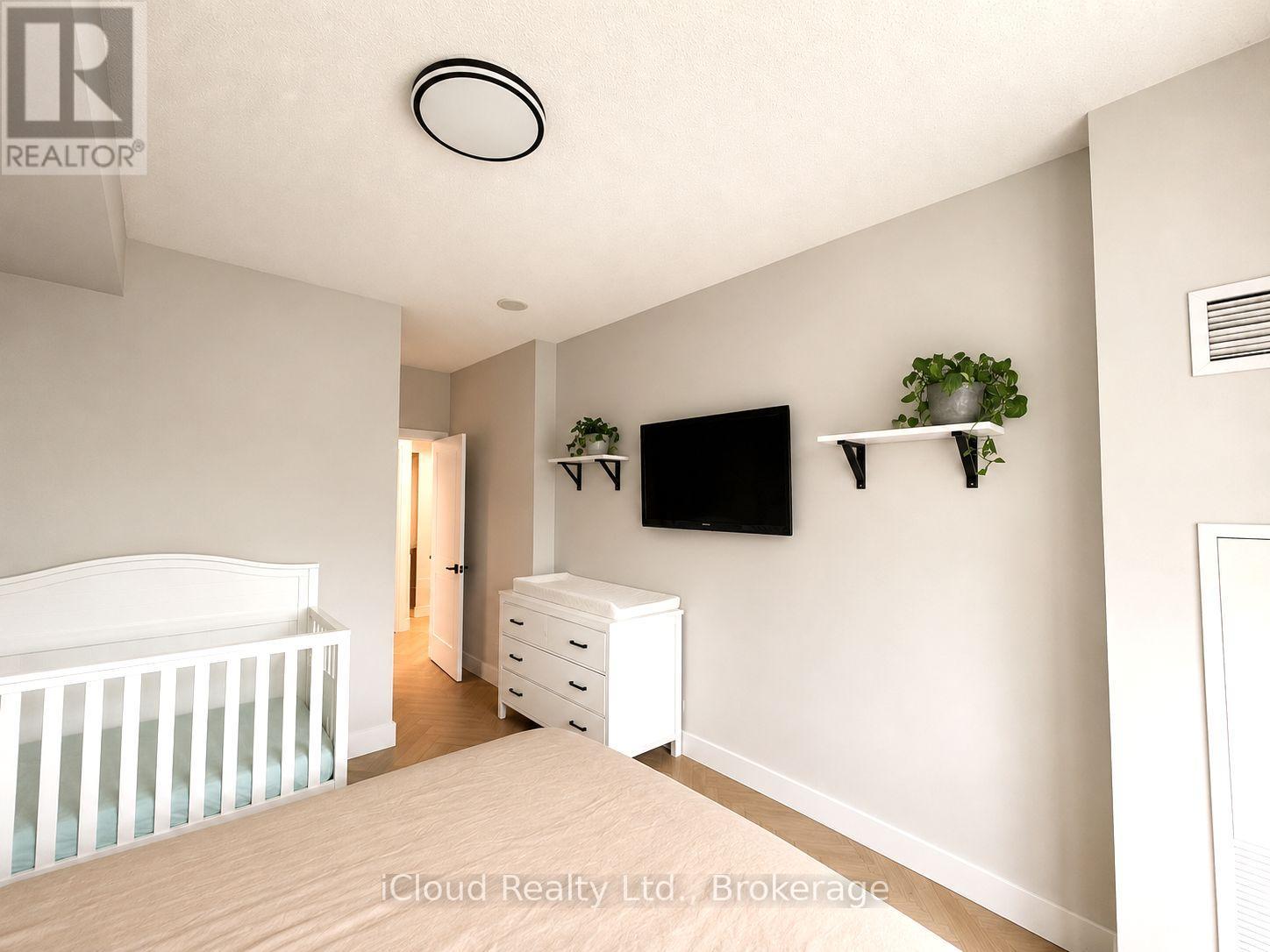 408 - 1359 Rathburn Road E, Mississauga, Ontario L4W 5P7 - Photo 7 - W13591256