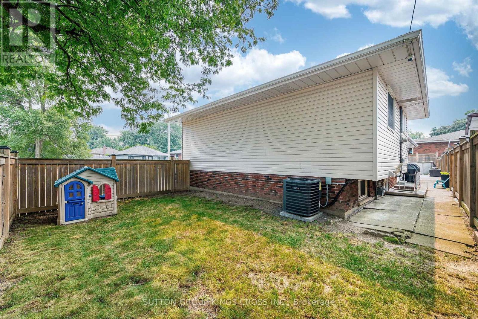 2 Maitland Avenue, Hamilton, Ontario  L9A 3J3 - Photo 47 - X13579048