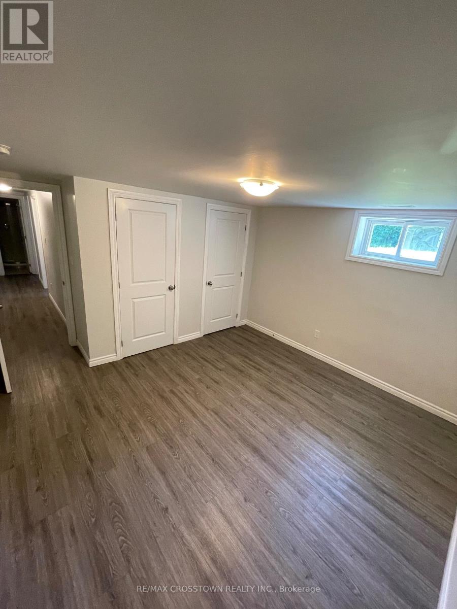A-Basement - 76a (Basement) Owen Street, Barrie, Ontario L4M 3H5 - Photo 13 - S13589542