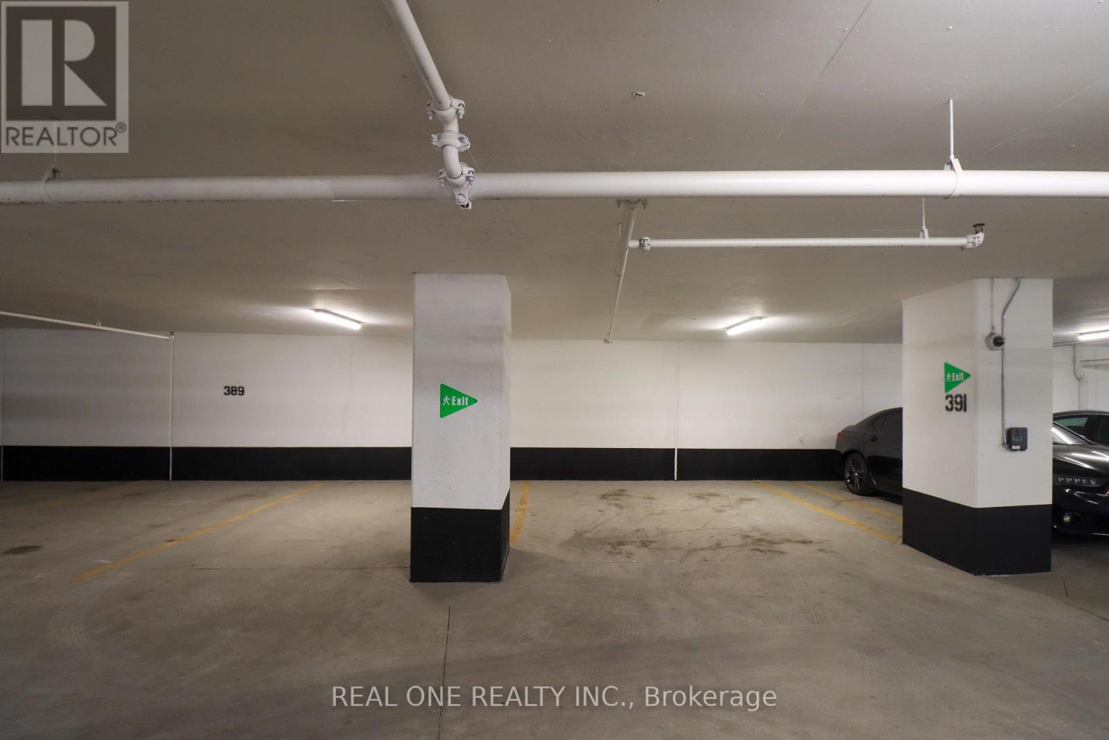 1302 - 395 Square One Drive, Mississauga, Ontario  L5B 0P6 - Photo 19 - W13591346