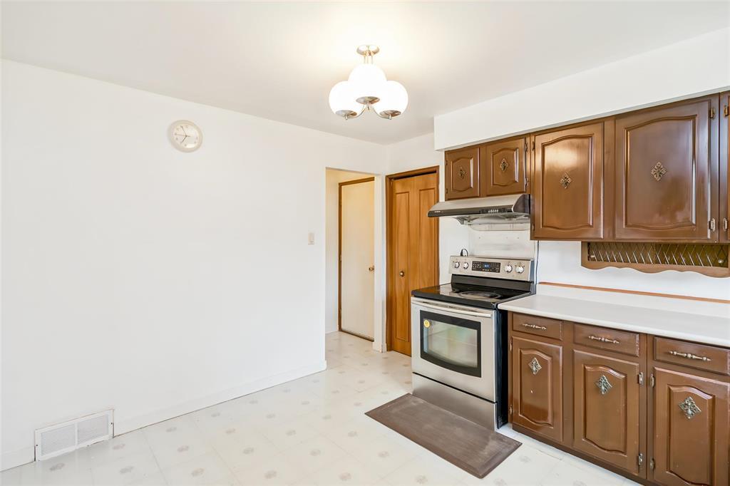 6 St Edmund's Bay, Winnipeg, Manitoba R3T 3M6 - Photo 6 - 202617183