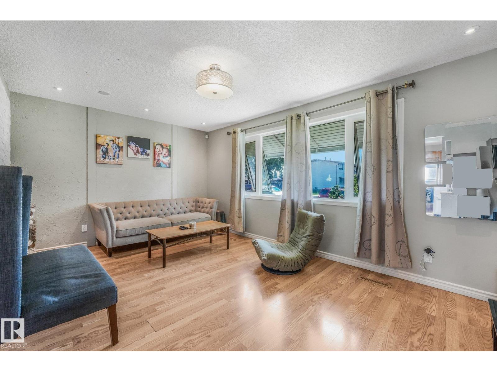 5914 91 Av NW, Edmonton, Alberta  T6B 0R4 - Photo 10 - E4500053