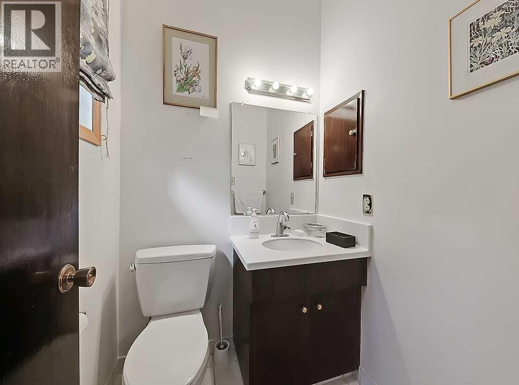 3911 Vincent Drive NW, Calgary, Alberta  T2N 0K2 - Photo 16 - A2329817