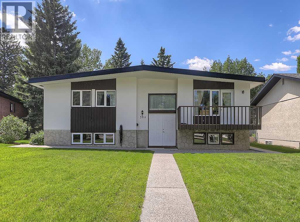 3911 Vincent Drive NW, Calgary, Alberta  T2N 0K2 - Photo 1 - A2329817