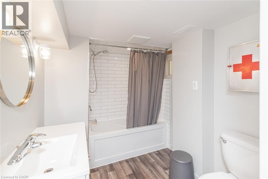 9 Senator Avenue, Hamilton, Ontario  L8L 1Z3 - Photo 42 - 40842299